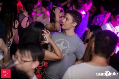 Supersonic Saturdays กับ Ome & Knatz ที่ เซ ลา วี — photo 116