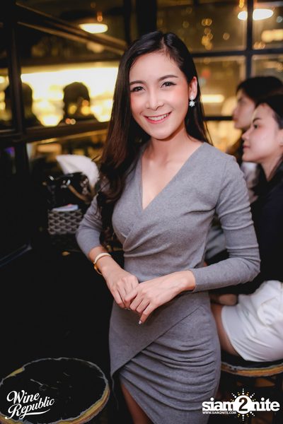 Room 39 Live at Wine Republic — photo 6