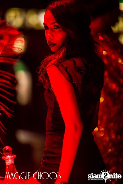 Queen Victoria’s Cabaret Closet Wednesday ที่ แม็กกี้ ชูส์ — photo 27