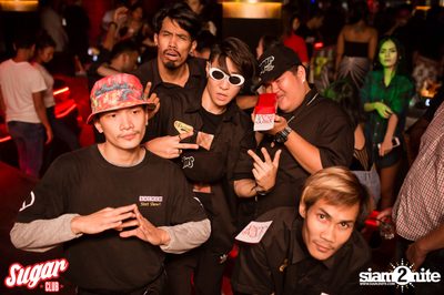 Invaders Revolution ที่ ชูการ์ คลับ — photo 28