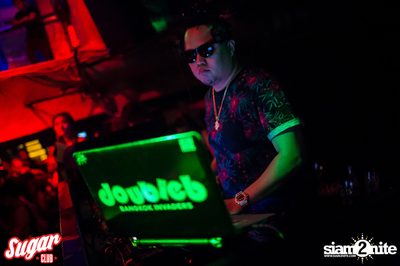 Invaders Revolution ที่ ชูการ์ คลับ — photo 32