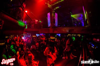Invaders Revolution ที่ ชูการ์ คลับ — photo 57