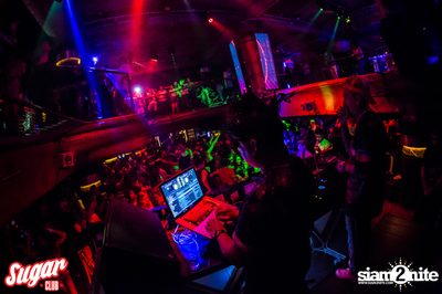 Invaders Revolution ที่ ชูการ์ คลับ — photo 60