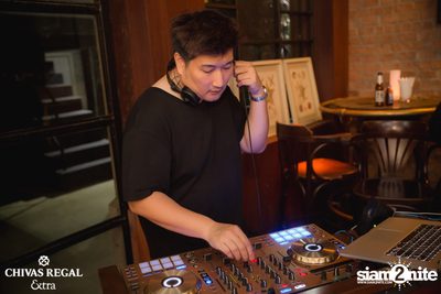 Friday Night at CHOW Cafe & Bar — photo 18
