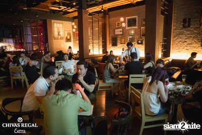 Friday Night at CHOW Cafe & Bar — photo 41