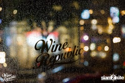 Friday Night at Wine Republic Thonglor — photo 9