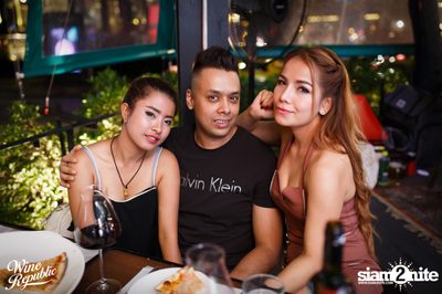 Friday Night at Wine Republic Thonglor — photo 30