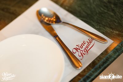 Friday Night at Wine Republic Thonglor — photo 40