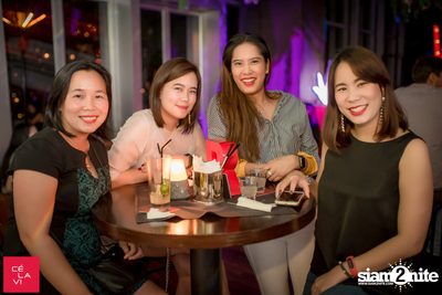Flash Friday ที่ เซ ลา วี — photo 23