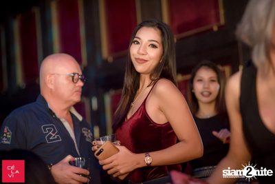 Flash Friday ที่ เซ ลา วี — photo 43