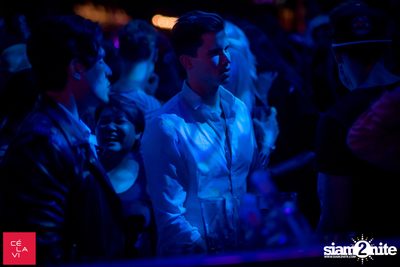 Flash Friday ที่ เซ ลา วี — photo 116
