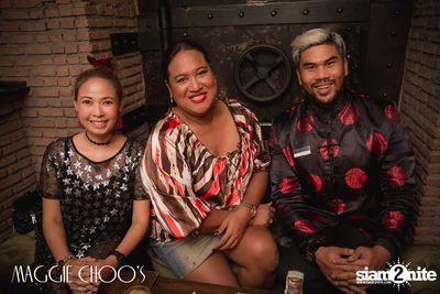 Legends of Bangkok: Dj Tong x Num T-Bone ที่ แม็กกี้ ชูส์ — photo 35