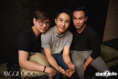 Legends of Bangkok: Dj Tong x Num T-Bone ที่ แม็กกี้ ชูส์ — photo 53