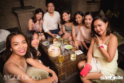 Legends of Bangkok: Dj Tong x Num T-Bone ที่ แม็กกี้ ชูส์ — photo 55