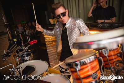 Legends of Bangkok: Dj Tong x Num T-Bone ที่ แม็กกี้ ชูส์ — photo 129