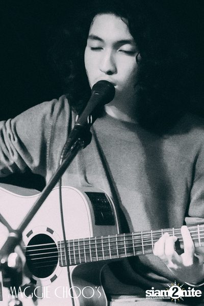 Singer Songwriter Night ที่ แม็กกี้ ชูส์ — photo 10