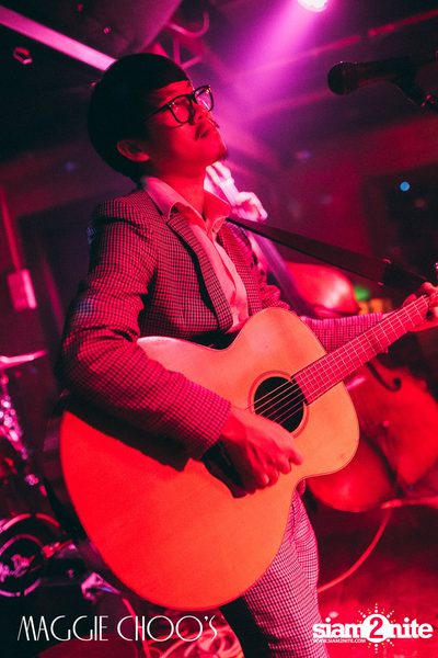 Singer Songwriter Night ที่ แม็กกี้ ชูส์ — photo 91