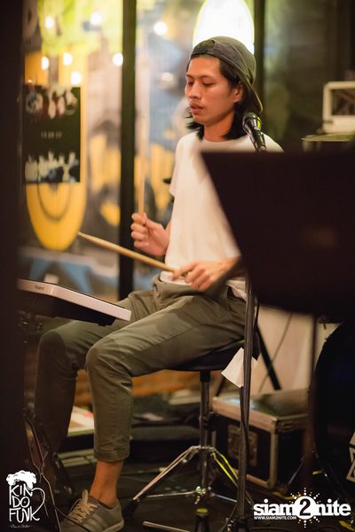 Zeal + Dose Live at Kin Do Funk — photo 35