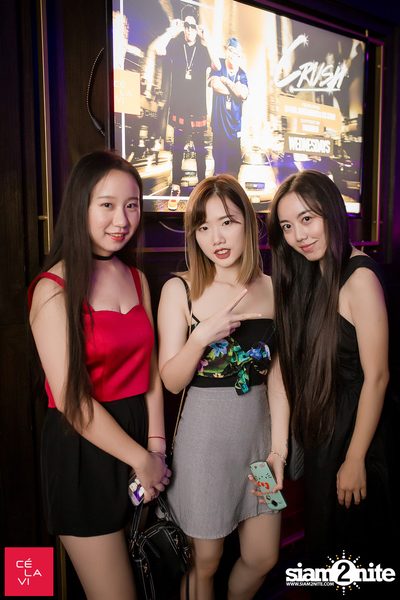 Crush Wednesdays ที่ เซ ลา วี — photo 27