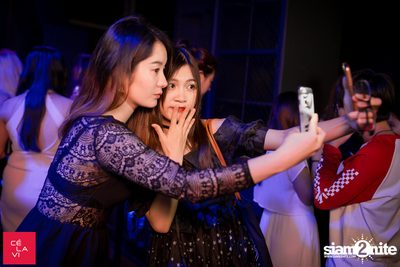Crush Wednesdays ที่ เซ ลา วี — photo 28