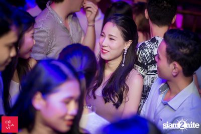 Crush Wednesdays ที่ เซ ลา วี — photo 40