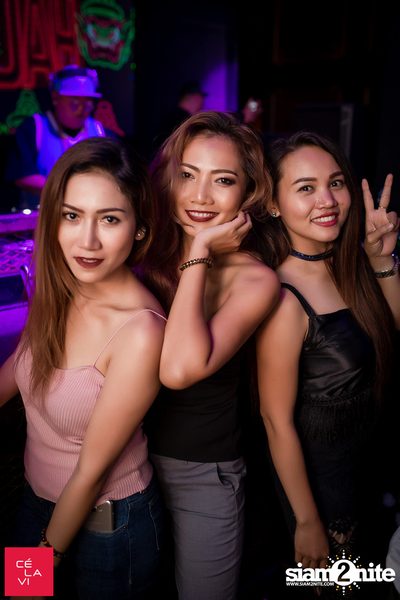 Crush Wednesdays ที่ เซ ลา วี — photo 133