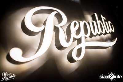 Friday Night at Wine Republic Thonglor — photo 4