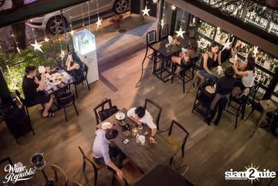 Friday Night at Wine Republic Thonglor — photo 8