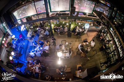 Friday Night at Wine Republic Thonglor — photo 10