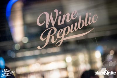 Friday Night at Wine Republic Thonglor — photo 28