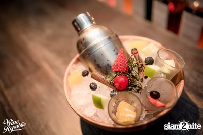 Friday Night at Wine Republic Thonglor — photo 49