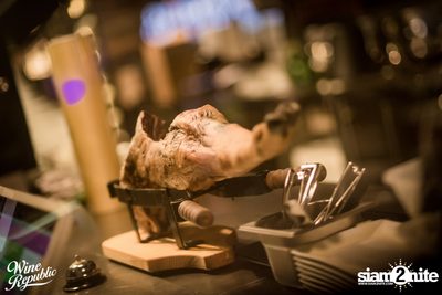 Friday Night at Wine Republic Thonglor — photo 73