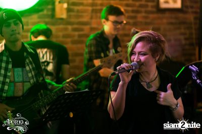 90s Time of our Lives by Earthcollide & Her stalker's ที่ อโพเทกะ — photo 25