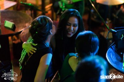 90s Time of our Lives by Earthcollide & Her stalker's ที่ อโพเทกะ — photo 28