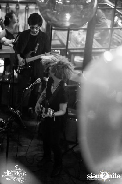 90s Time of our Lives by Earthcollide & Her stalker's ที่ อโพเทกะ — photo 33