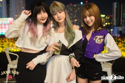 K-Pub Glow Party at K-PUB YG Bangkok — photo 1