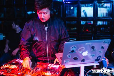 K-Pub Glow Party at K-PUB YG Bangkok — photo 45
