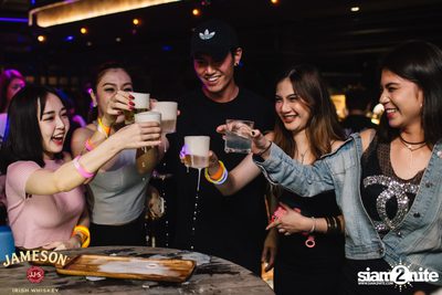 K-Pub Glow Party at K-PUB YG Bangkok — photo 96