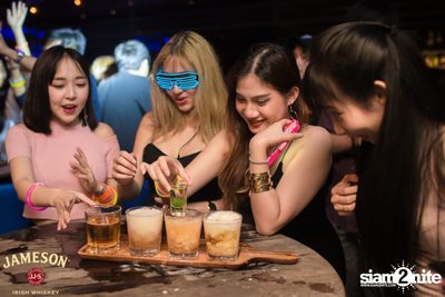 K-Pub Glow Party at K-PUB YG Bangkok — photo 136