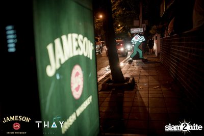 Thay Days กับ Ur Boy TJ ที่ เท เอกมัย — photo 2