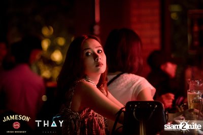 Thay Days กับ Ur Boy TJ ที่ เท เอกมัย — photo 35