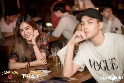 Thay Days กับ Ur Boy TJ ที่ เท เอกมัย — photo 39