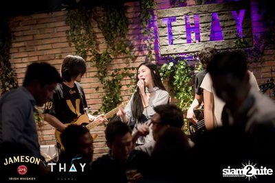 Thay Days กับ Ur Boy TJ ที่ เท เอกมัย — photo 60