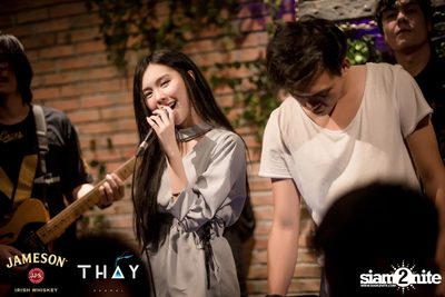 Thay Days กับ Ur Boy TJ ที่ เท เอกมัย — photo 63
