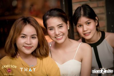 Thay Days กับ Ur Boy TJ ที่ เท เอกมัย — photo 67