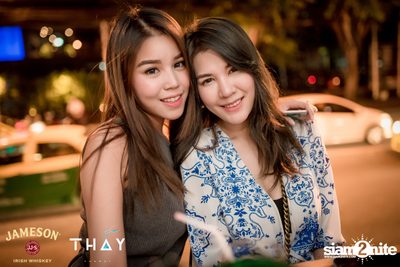 Thay Days กับ Ur Boy TJ ที่ เท เอกมัย — photo 73