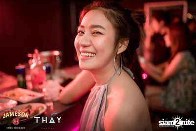 Thay Days กับ Ur Boy TJ ที่ เท เอกมัย — photo 83