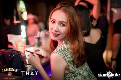 Thay Days กับ Ur Boy TJ ที่ เท เอกมัย — photo 85