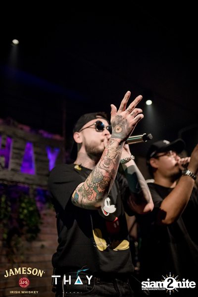Thay Days กับ Ur Boy TJ ที่ เท เอกมัย — photo 99