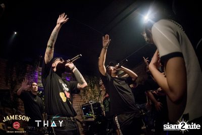 Thay Days กับ Ur Boy TJ ที่ เท เอกมัย — photo 102